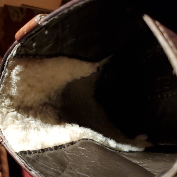 UGG Leather Shearling Boots - Picture 9 of 12